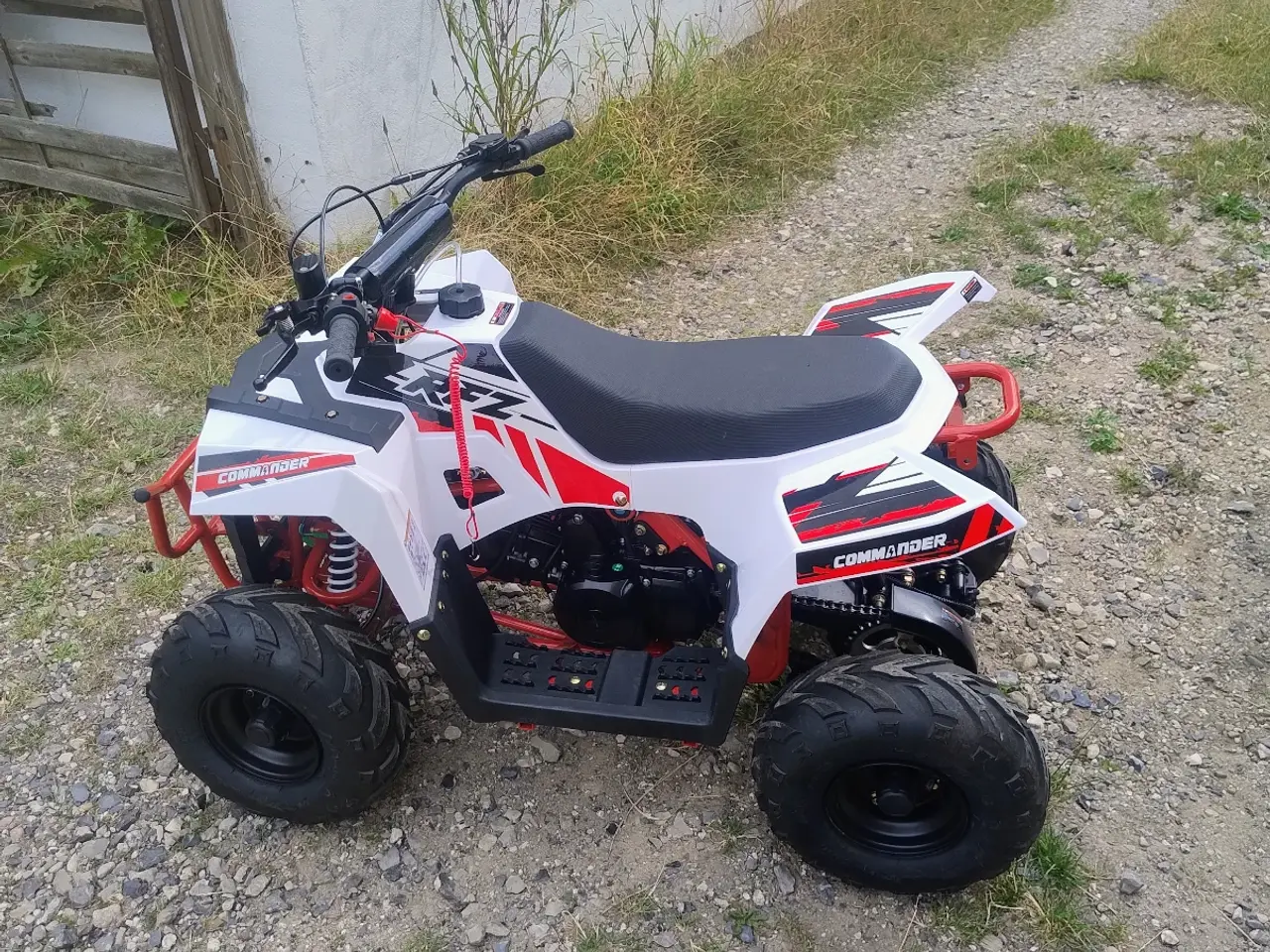 Billede 3 - Næsten ny børne atv 