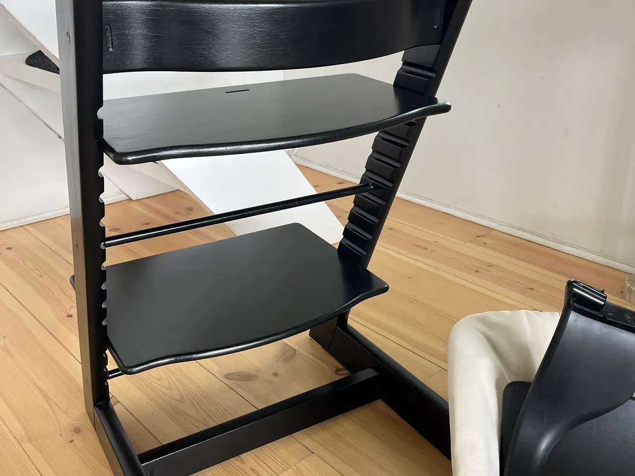 Billede 3 - Trip Trap stol m. indsatser 