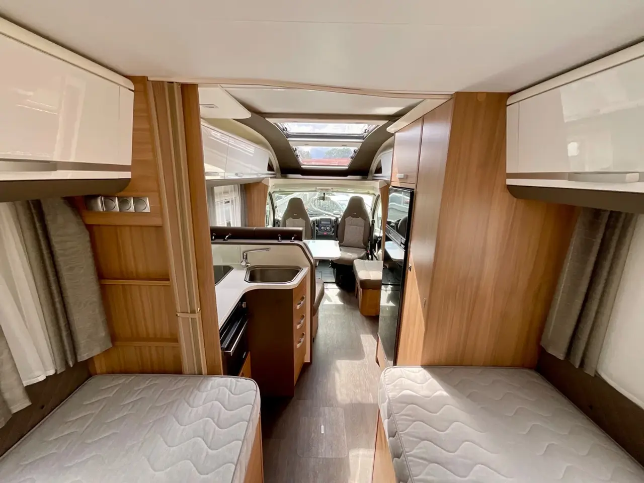 Billede 15 - 2019 - Adria 2,3 Coral Plus 670 SLT