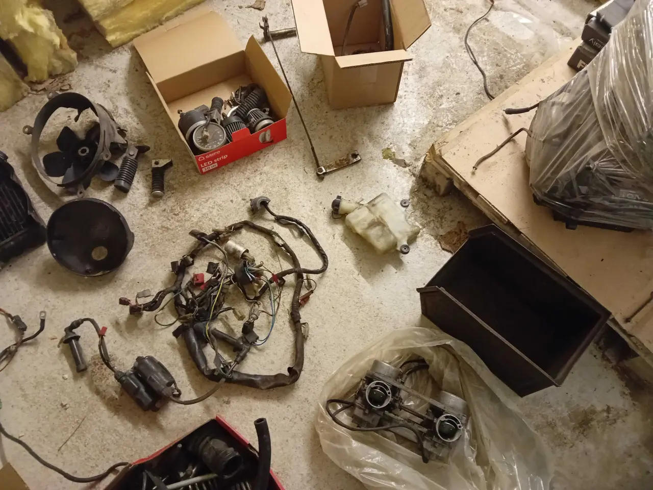 Billede 5 - HONDA CX 500 reservedele
