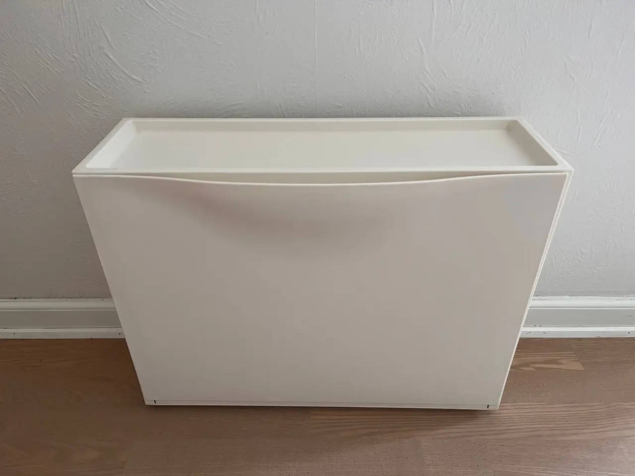 Billede 2 - Hvid IKEA TRONES skokasse