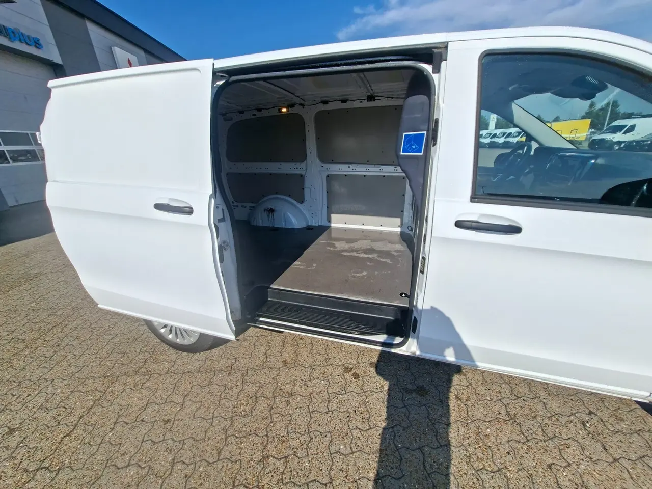 Billede 4 - Mercedes Vito 114 2,0 CDi A2 Kassevogn PRO aut. RWD