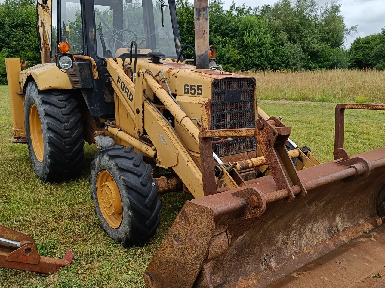Billede 1 - Ford 655 Rendegraver