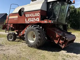 New Holland L624