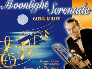 Diverse kunstnere – Moonlight Serenade – 4CD