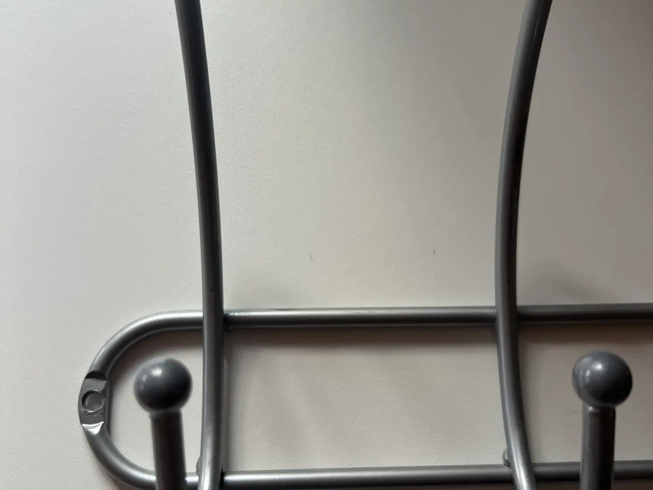 Billede 3 - Knagerække med 6 Knage. Længde: 51 Cm. 