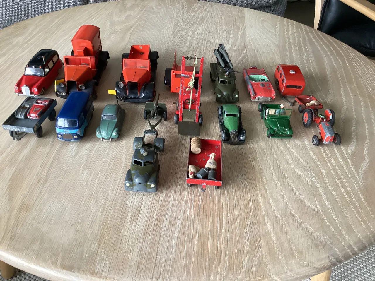 Billede 1 - Gl. Tekno Biler