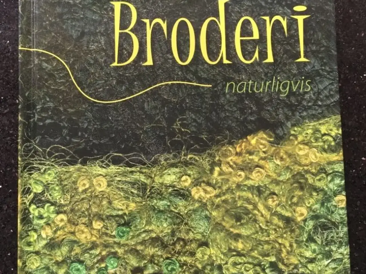 Billede 1 - Broderi naturligvis, Bettina Andersen