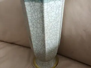 SMUK ROYAL COPENHAGEN VASE NR 3389 21,5 cm