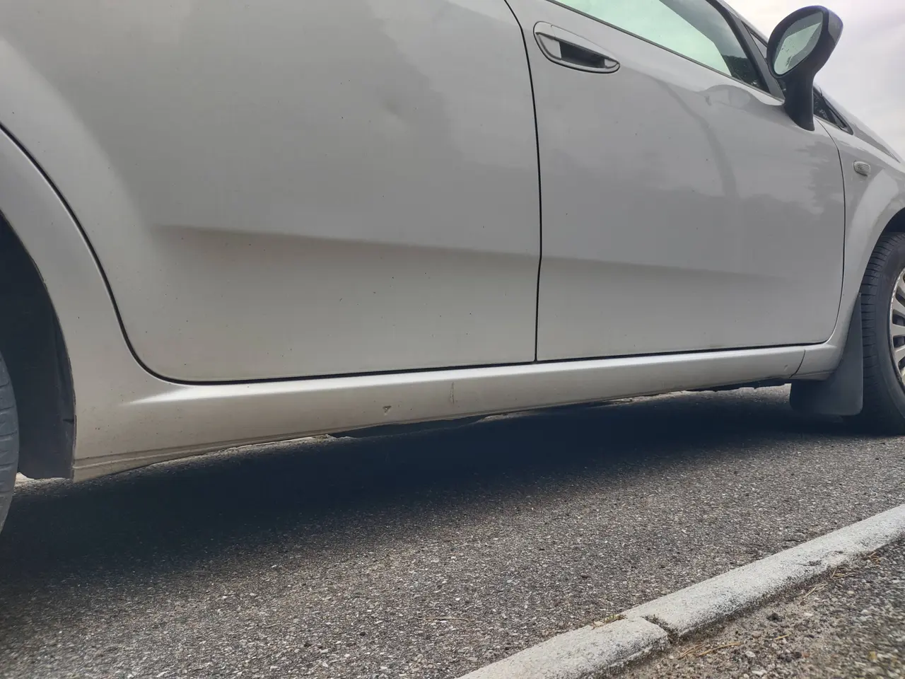 Billede 9 - Pæn og rustfri en-ejers Fiat Punto 1,4 77 HK