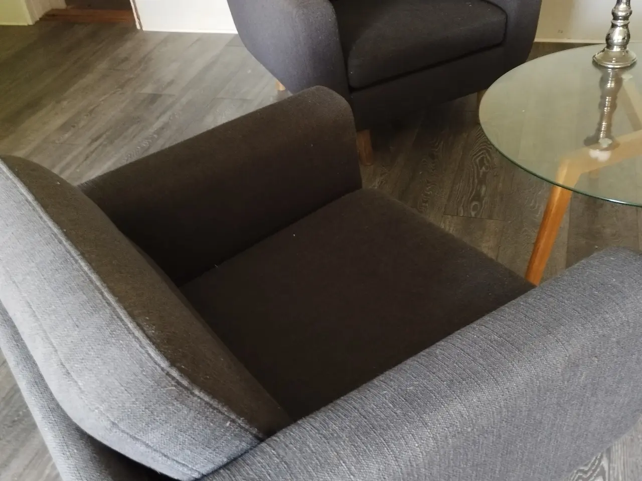 Billede 3 - 2 super pæne og flotte sofa stole.