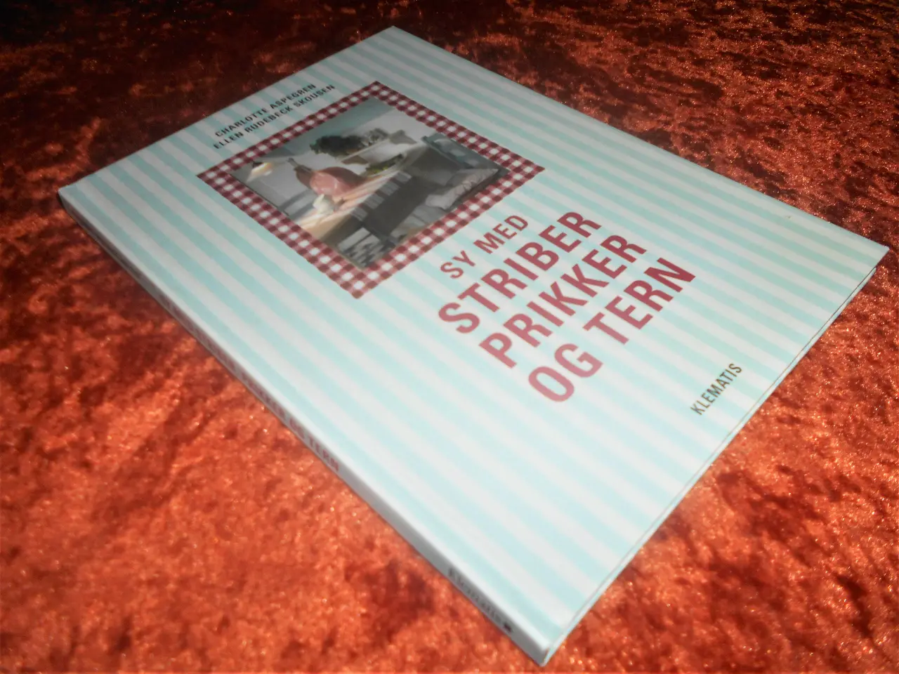 Billede 1 - Sy med striber, prikker og tern, 