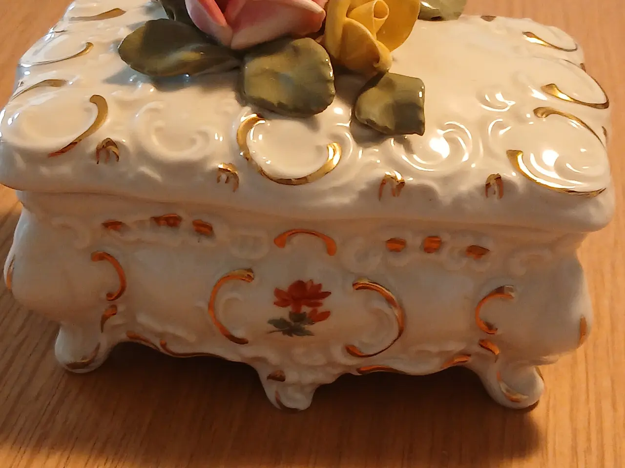Billede 1 - Fuldstændig intakt luksus Dresden porcelænsskrin m