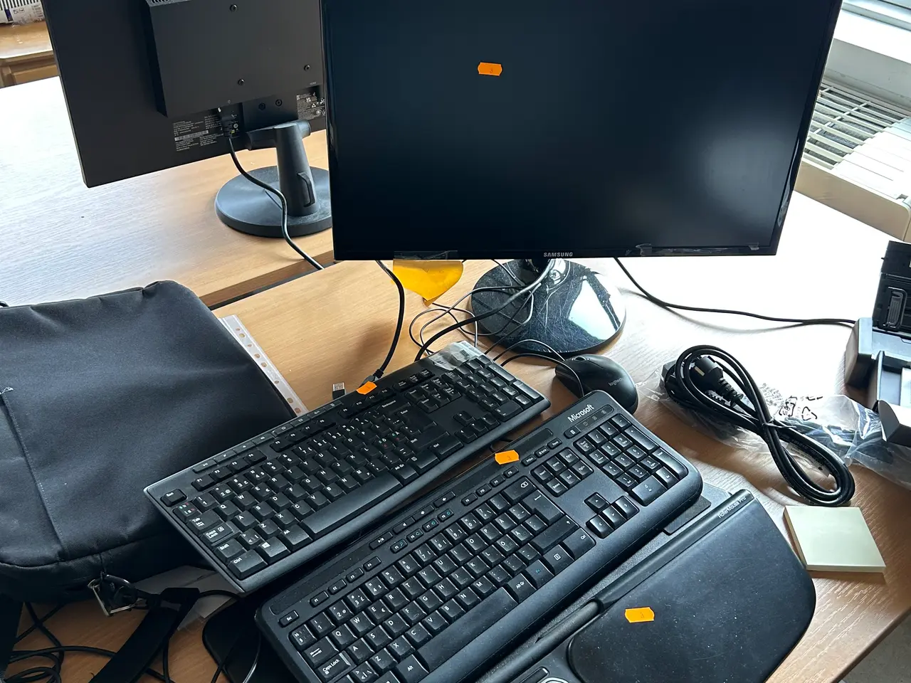Billede 1 - Computerskærme & tastatur m. mus LENOVO/ SAMSUNG