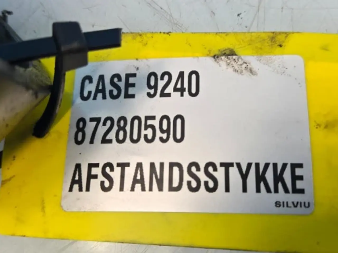 Billede 11 - Case  9240   Afstandsstykke   87280590