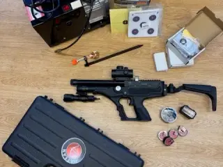 HATSAN PcP Semiautomatisk Luftpistol m/300bar komp