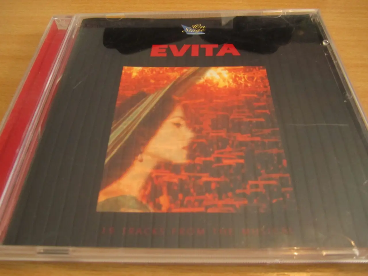Billede 1 - On stage EVITA.