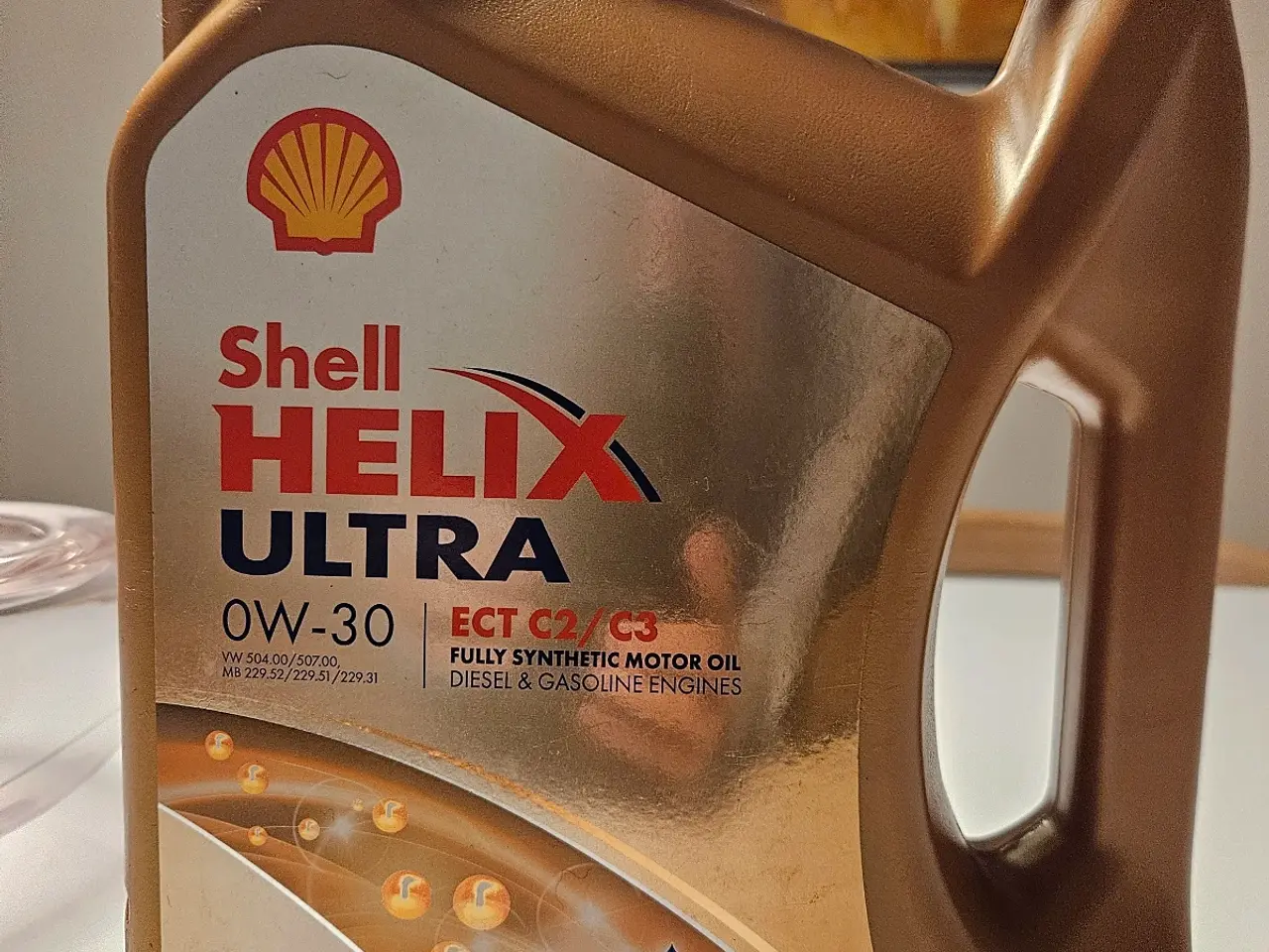 Billede 1 - Ca 2,5 liter fuldsyntetisk motorolie