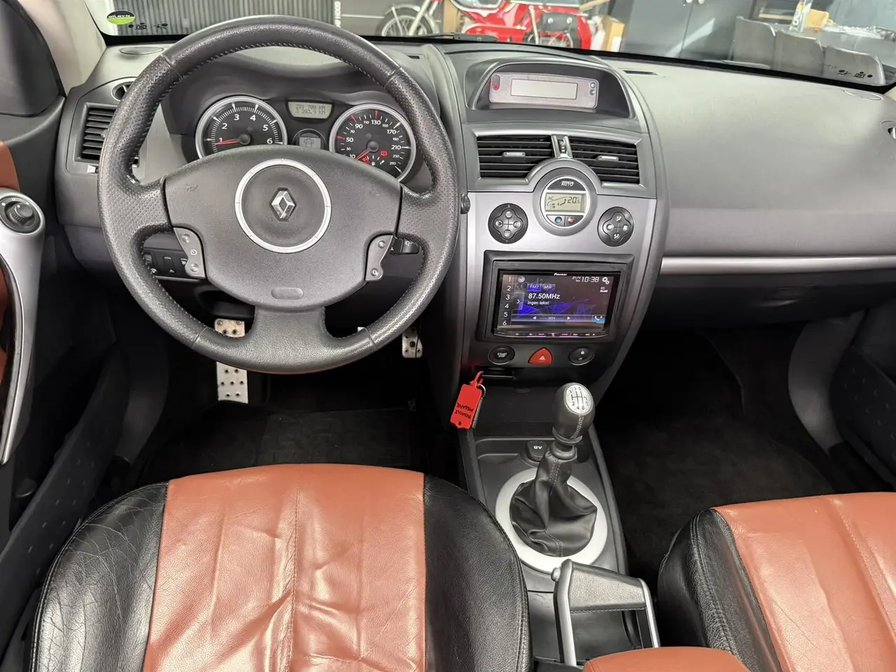 Billede 11 - Renault Mégane 2,0 16V Dynamique 140HK Cabr. 6g