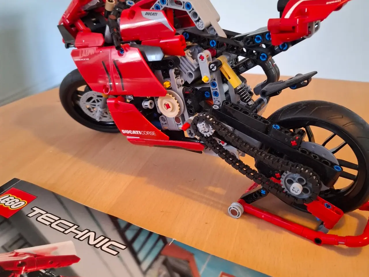 Billede 3 - Lego Technic 42107 Ducati 