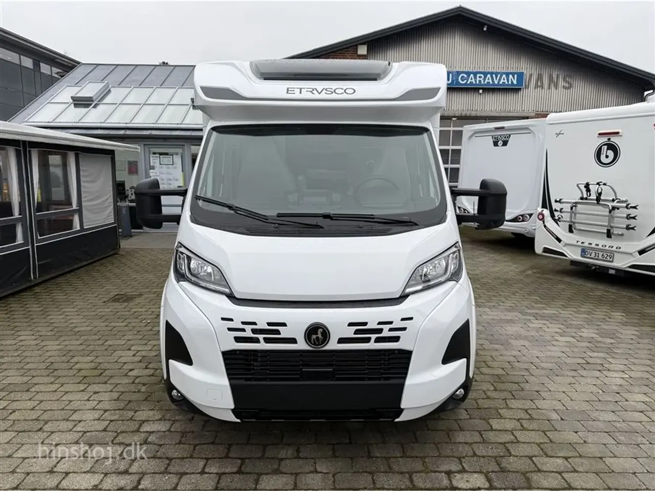 Billede 34 - 2025 - Etrusco T 7400 QBC Aut.   Drømmeautocamperen: Etrusco By Hymer – Komfort og Luksus i Én Pakke