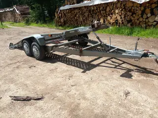 Nysynet 2500kg.Brenderup autotrailer sælges 