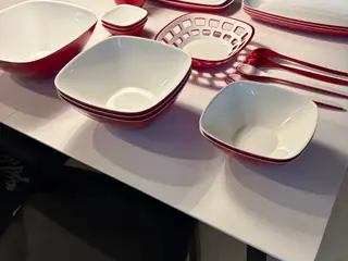 Italiensk Guzzini plastikskåle, fade, salatsæt
