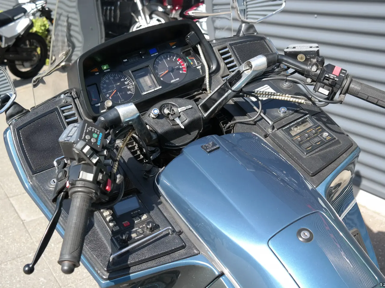 Billede 23 - Yamaha XVZ 1200 ENGROS/UDEN KLARGØRING