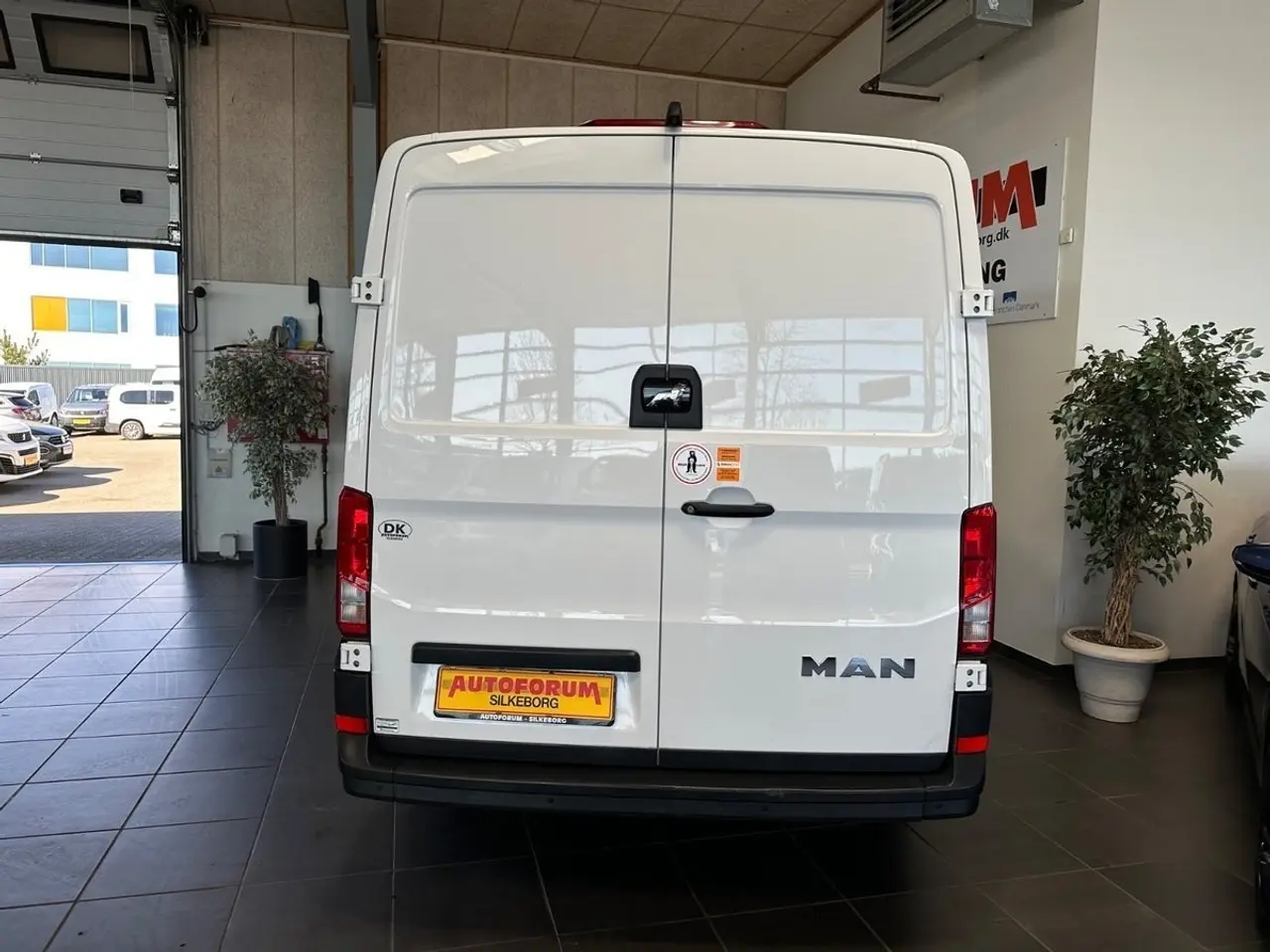 Billede 16 - VW Crafter 35 2,0 TDi 177 Kassevogn L3H2 aut.