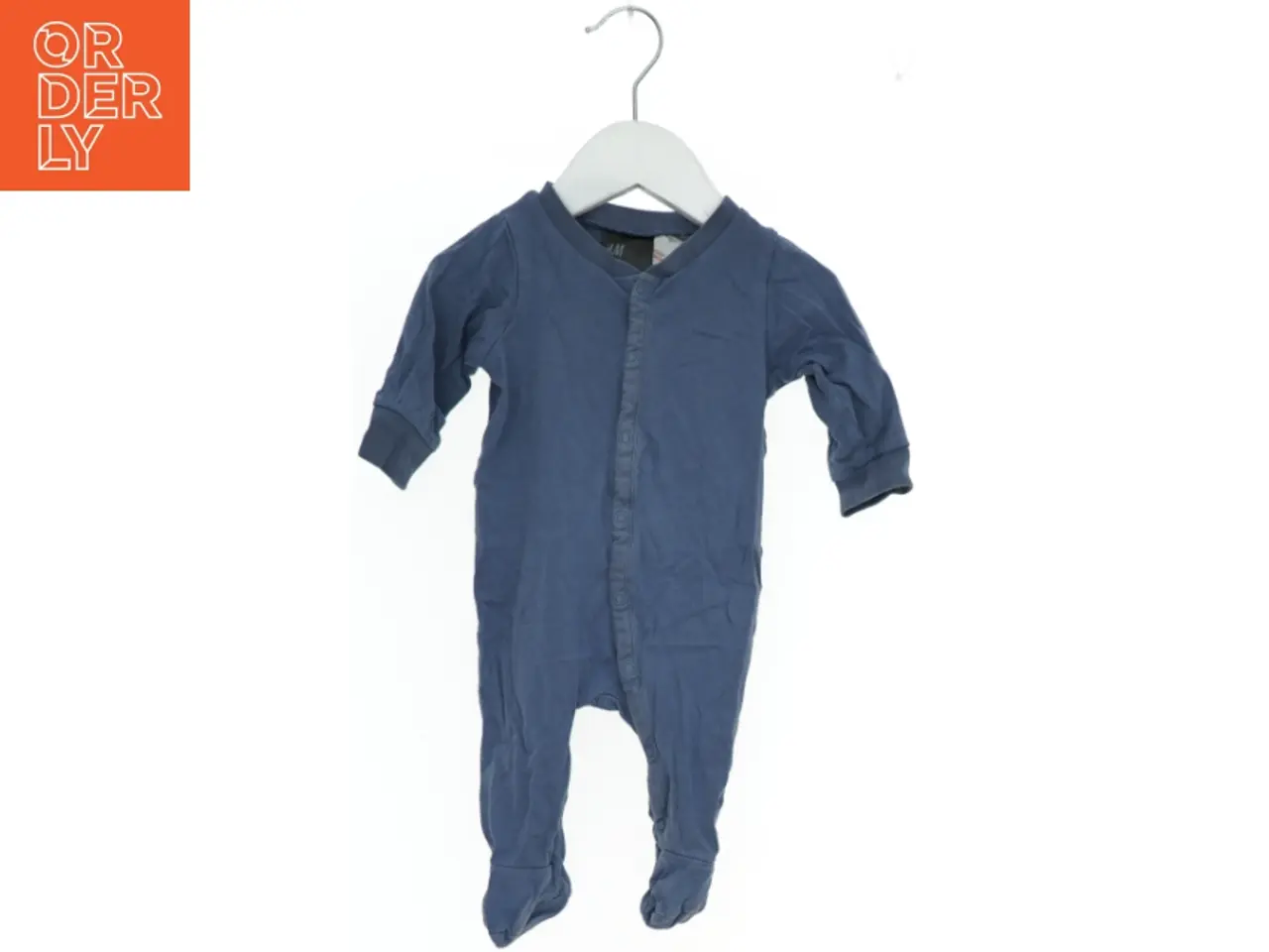 Billede 1 - Baby heldragt med knapper fra H&M (str. 62)