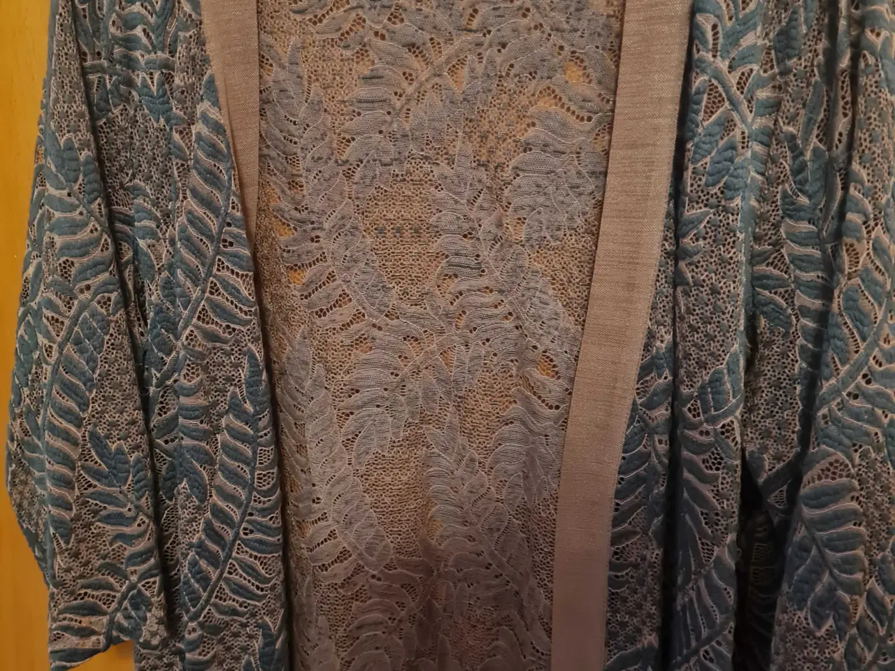 Billede 2 - Zizzi Grøn cardigan str M 46-48