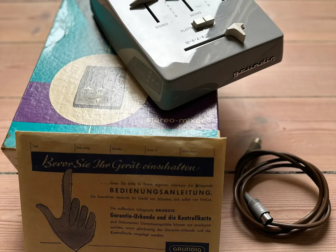 Billede 2 - Vintage Grundig Stereo Mixer 608 med original æske