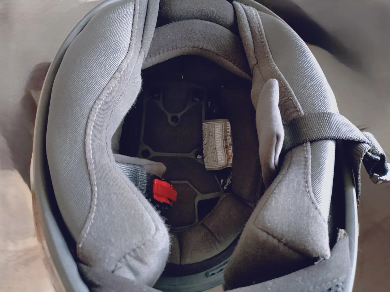 Billede 2 - Styrthjelm, MT Helmets, Stinger str. S