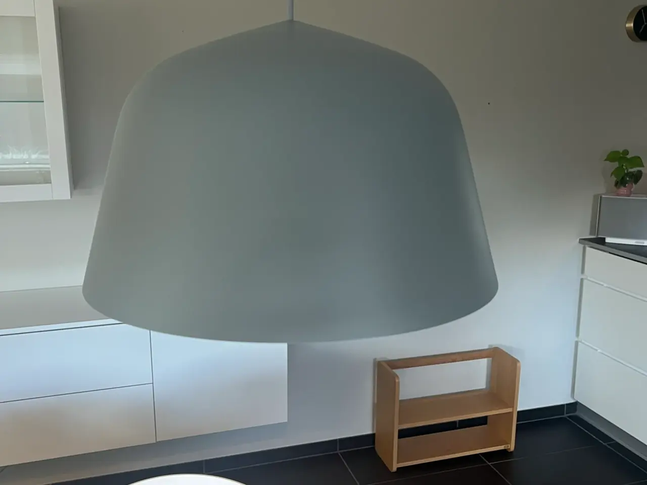 Billede 2 - Muuto lamper i grå