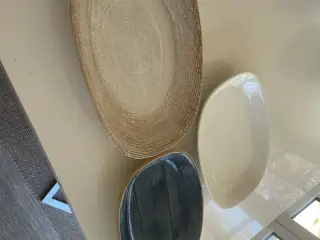 Bonna restaurantservice – stort parti porcelæn