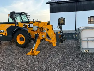 JCB 540-180 Hi-Viz