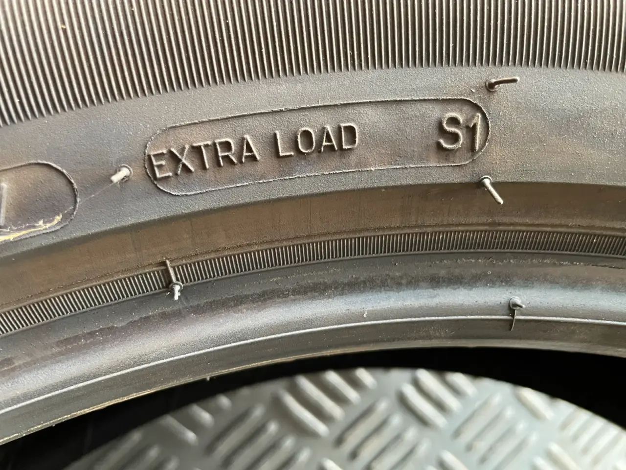 Billede 11 - 205/55/19 Michelin Sommer dæk 