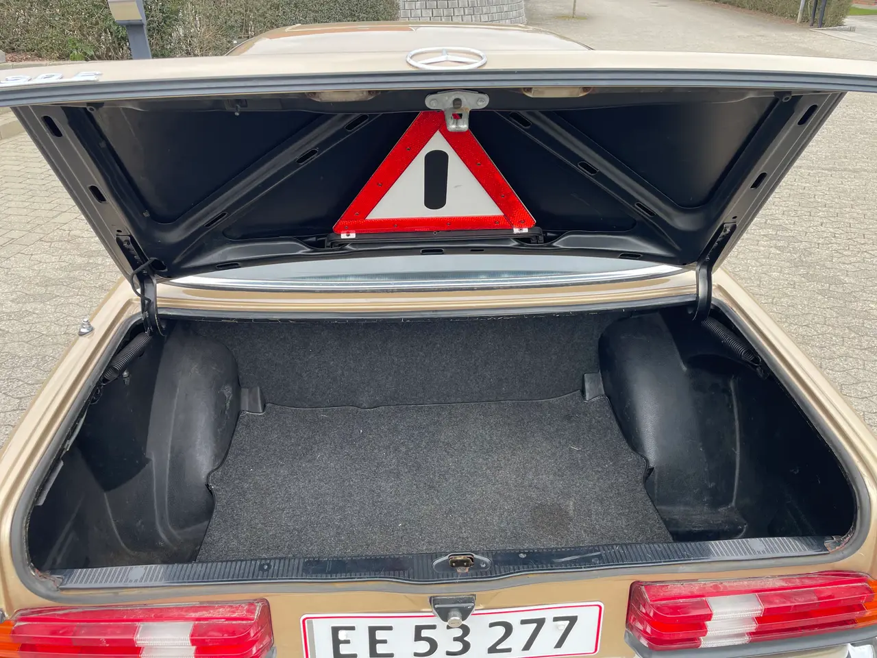 Billede 8 - Nysynet Veteran Mercedes 230E aut. 