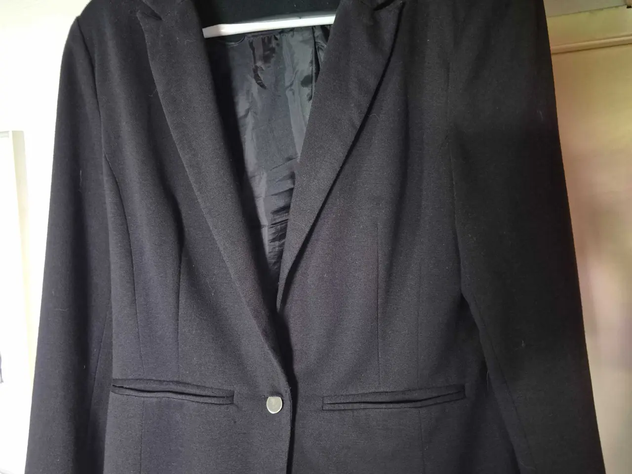 Billede 1 - Sort Blazer 