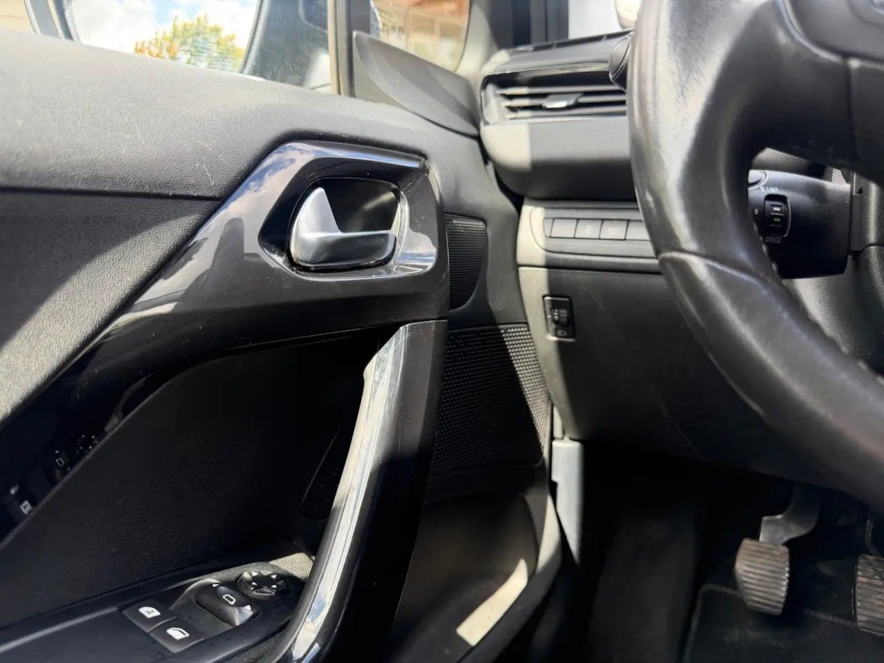 Billede 20 - Peugeot 208 1,6 BlueHDi 100 Chili Sky