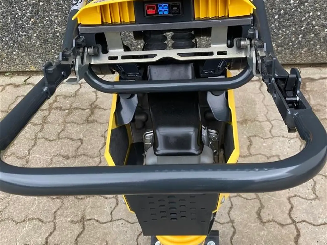 Billede 3 - Bomag BT 60E Elstamper/jordloppe med batteripakke og lader