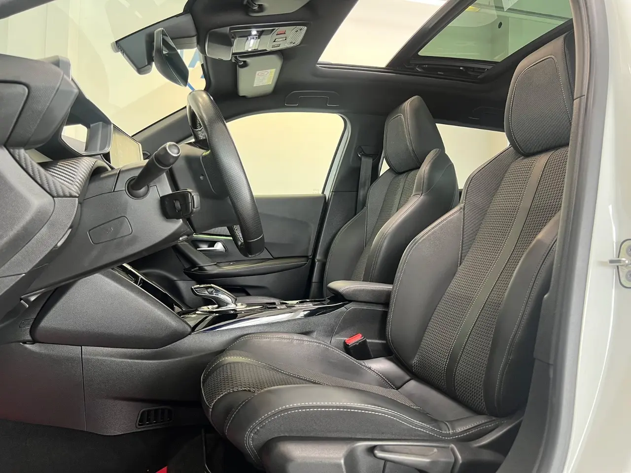 Billede 7 - Peugeot e-2008 50 GT Sky