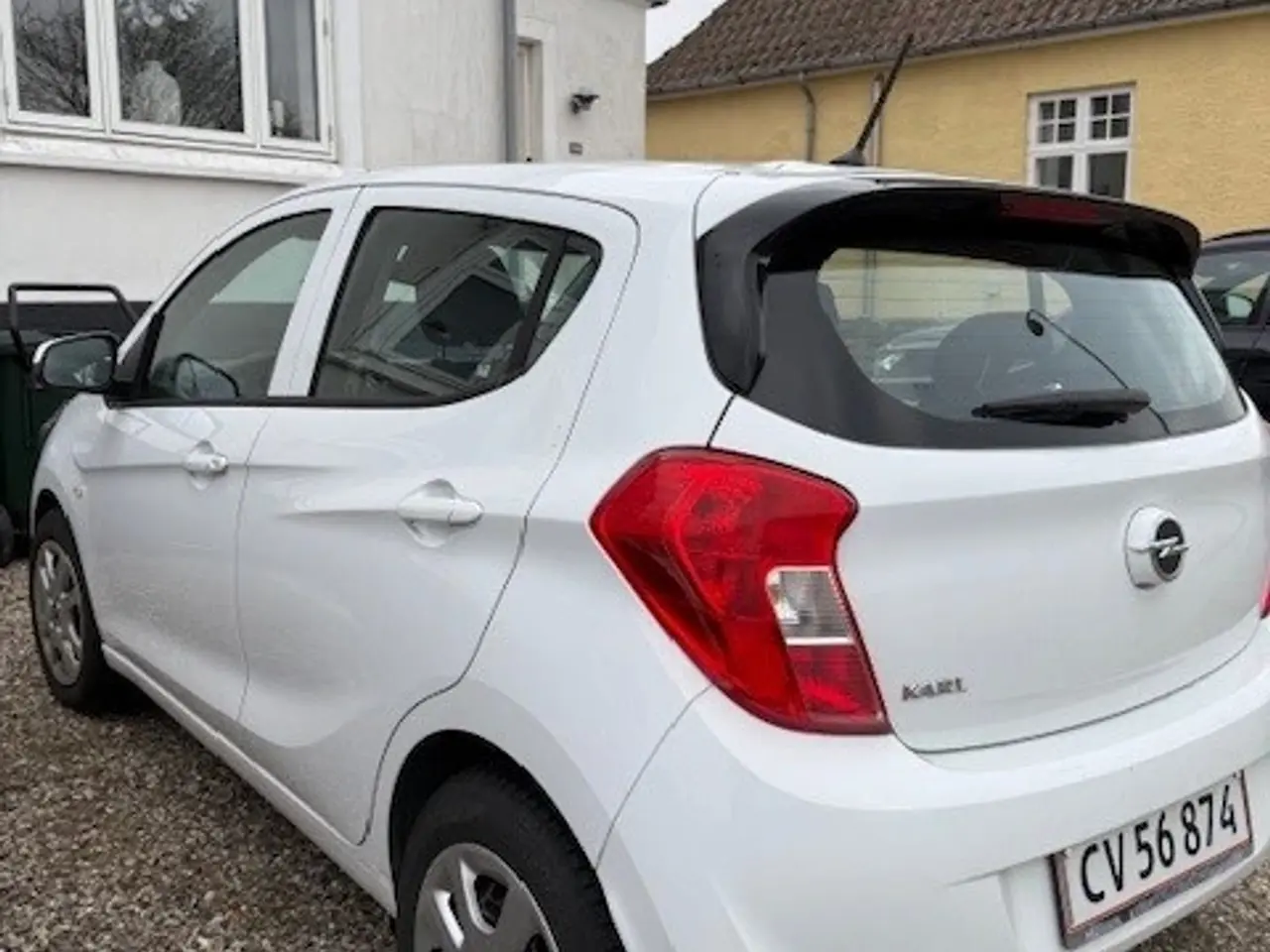 Billede 2 - Fin hvid Opel Karl