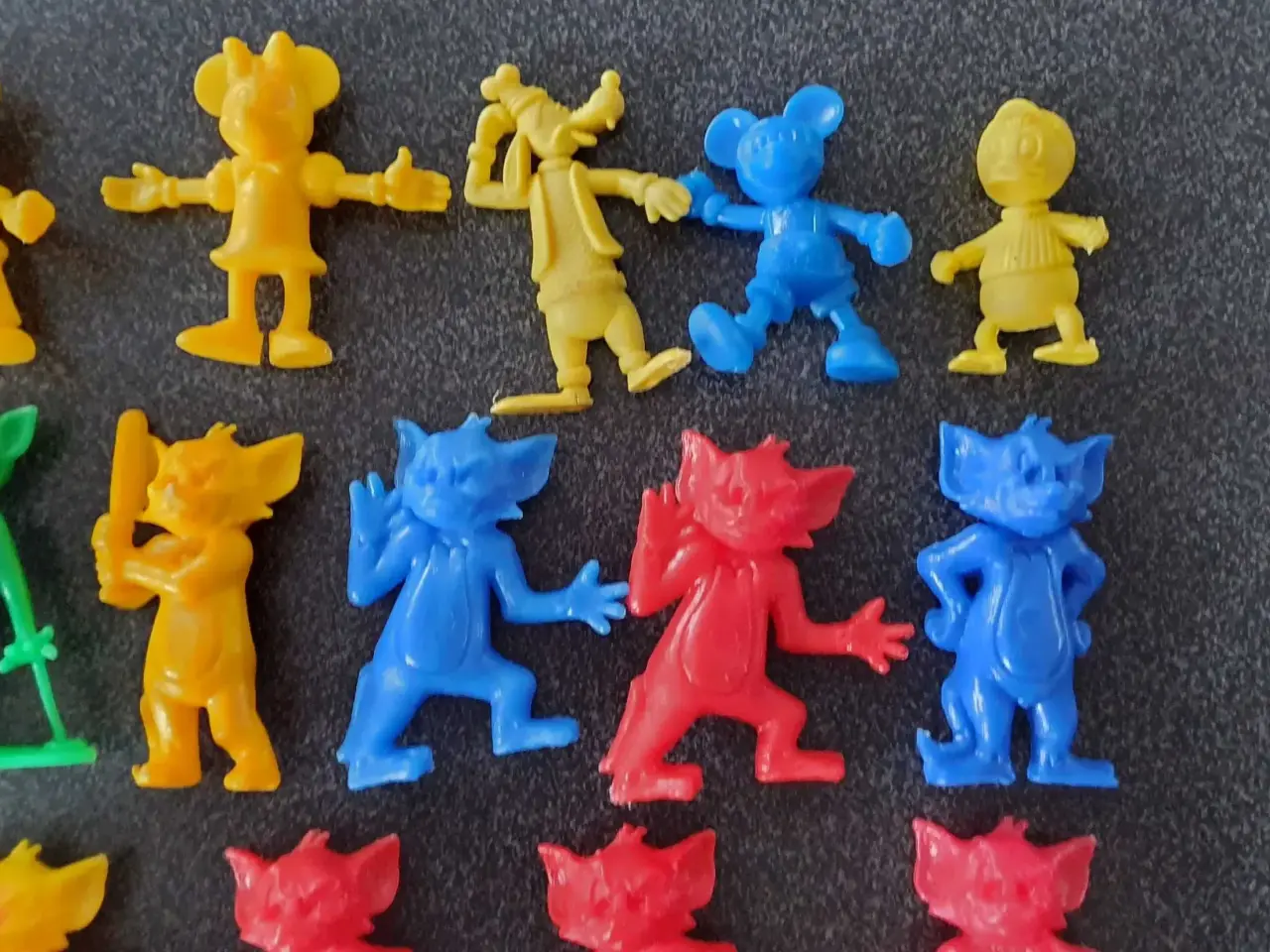 Billede 2 - Disney og Tom & Jerry figurer 