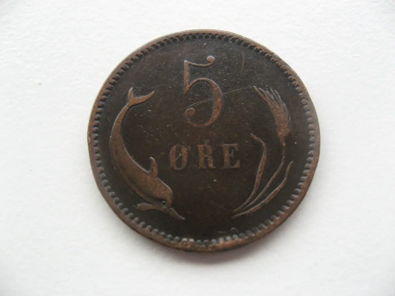 Billede 2 - Flot/Pæn delfin 5 øre 1882, godt årstal