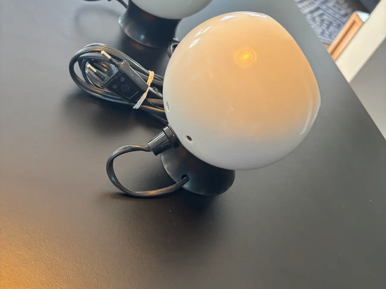 Billede 4 - Originale Benny Frandsen Ball magnetlamper – 2 stk