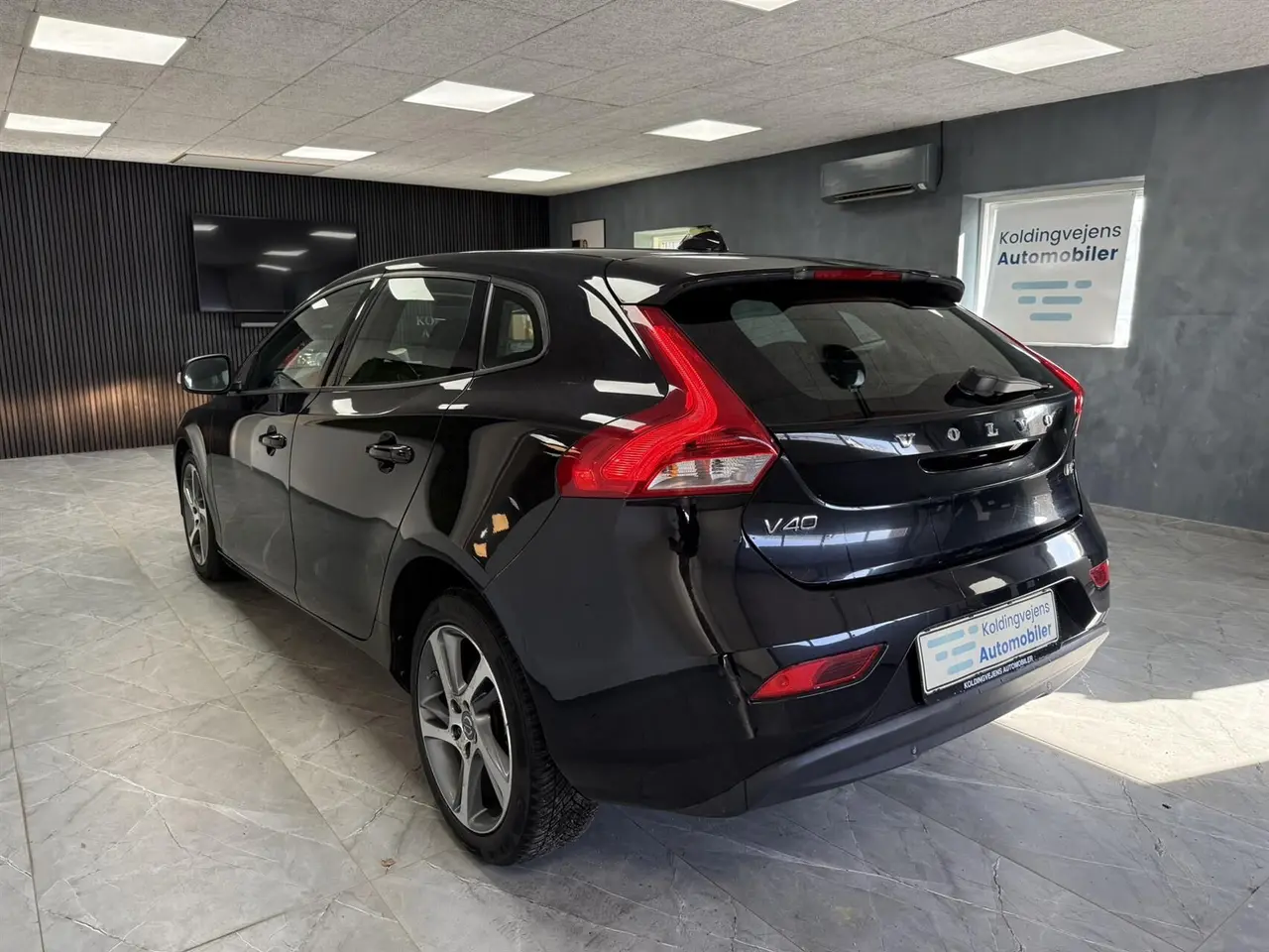 Billede 3 - Volvo V40 1,6 D2 DRIVe-E Kinetic 115HK 5d 6g