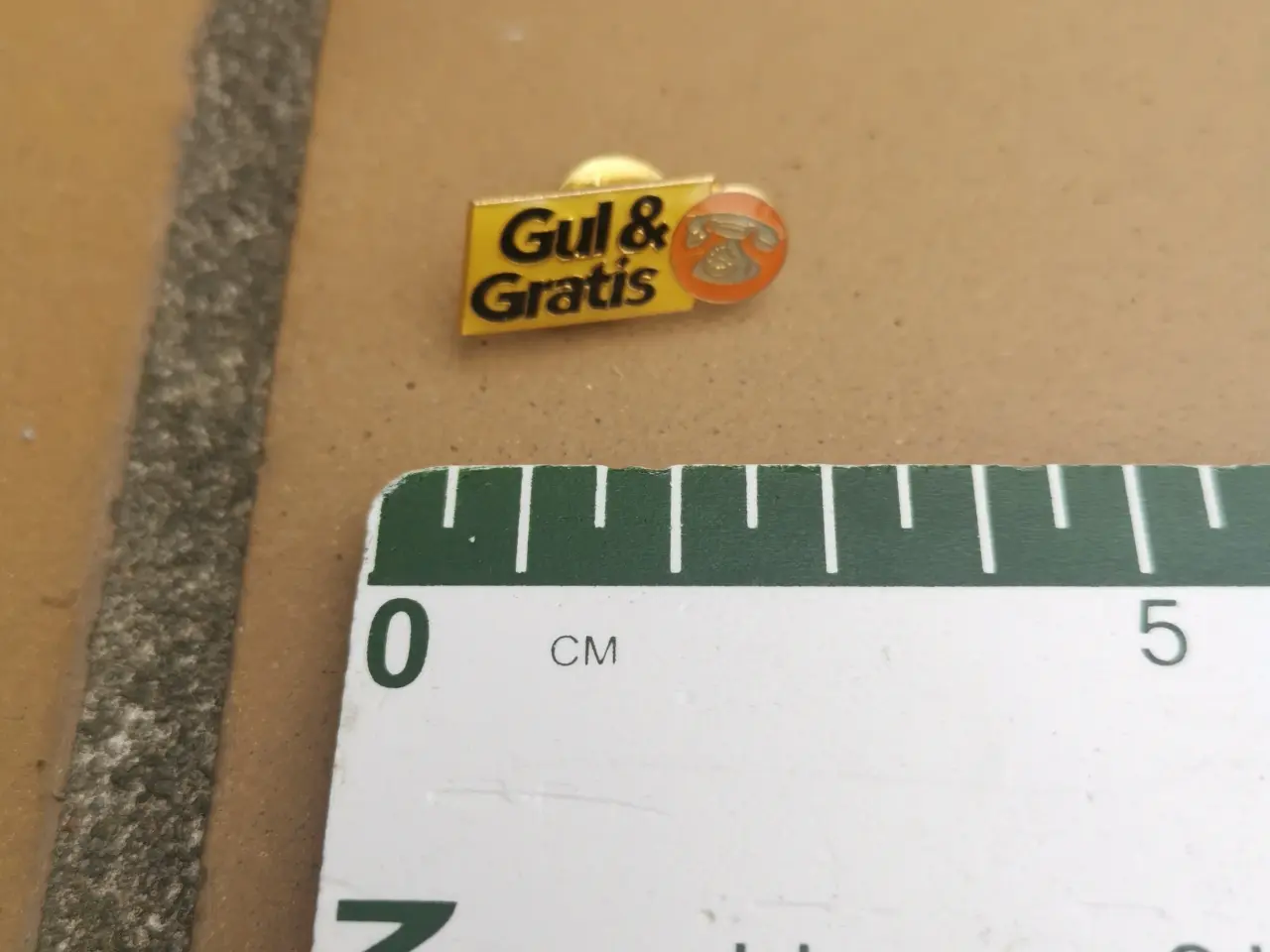 Billede 1 - Gammel Retro Gul & Gratis Pin Gul og Gratis