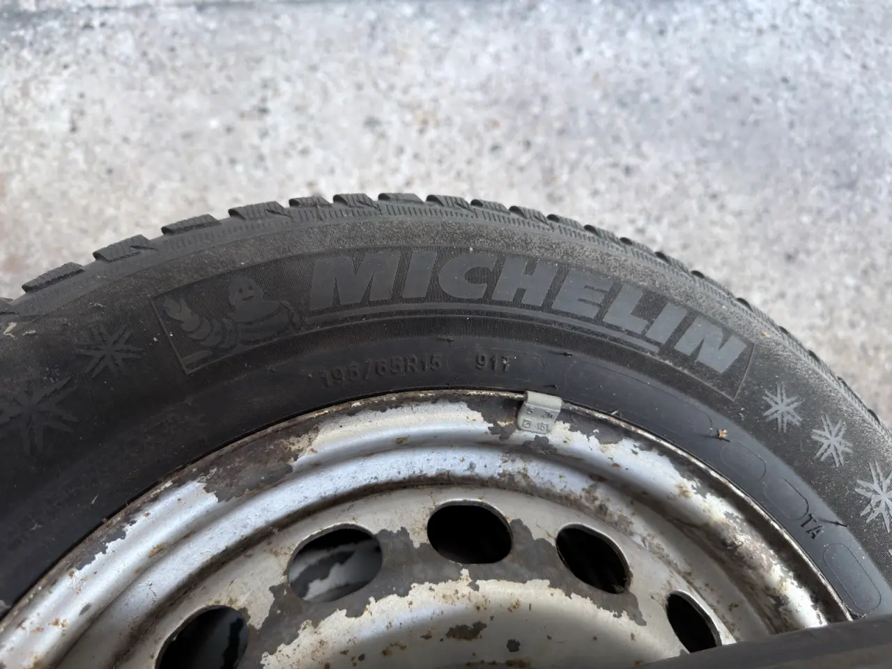 Billede 4 - 5x112 stålfælge - 195/65r15 Michelin vinterdæk