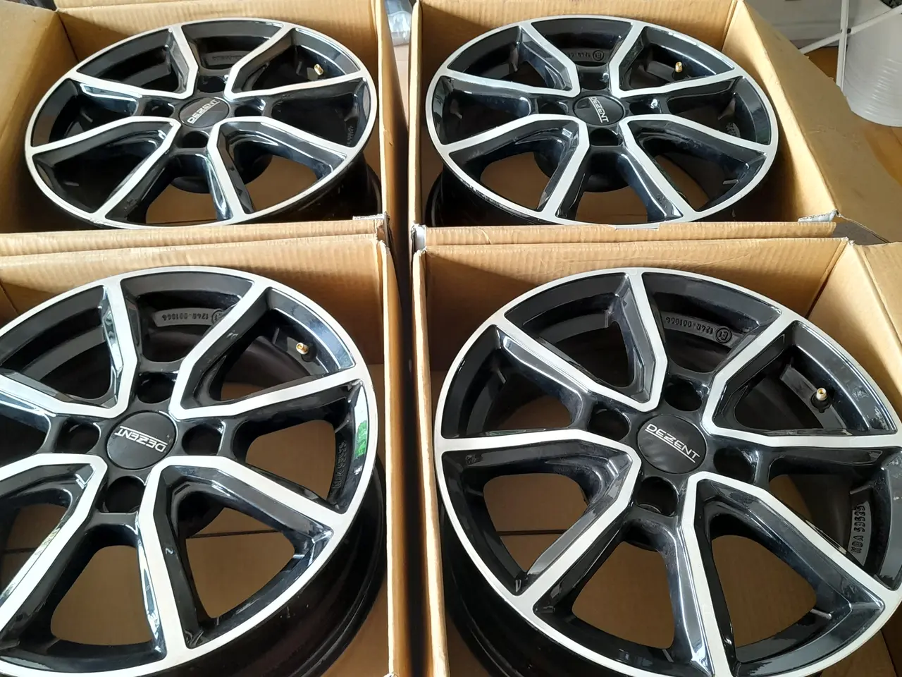 Billede 1 - Dezent TN 15" 4x108